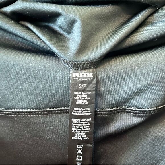 RBX Floral Cropped Leggings with Mesh Panels Size Small - Picture 6 of 6